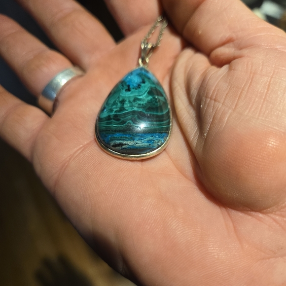 Chryscolla and Malachite pendant - Picture 3 of 4